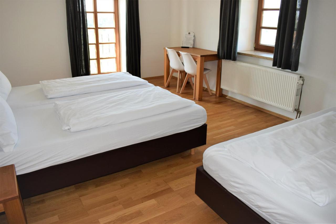 Brauereigasthof Stanglbraeu Hausen  Kültér fotó